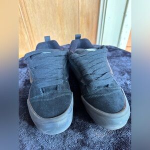 Vans Knu Skool shoe size 8.5